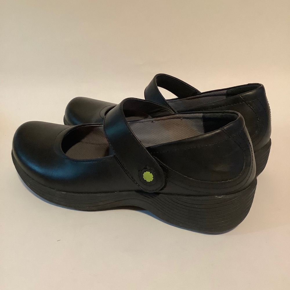 Work wonders by dansko women’s shoes